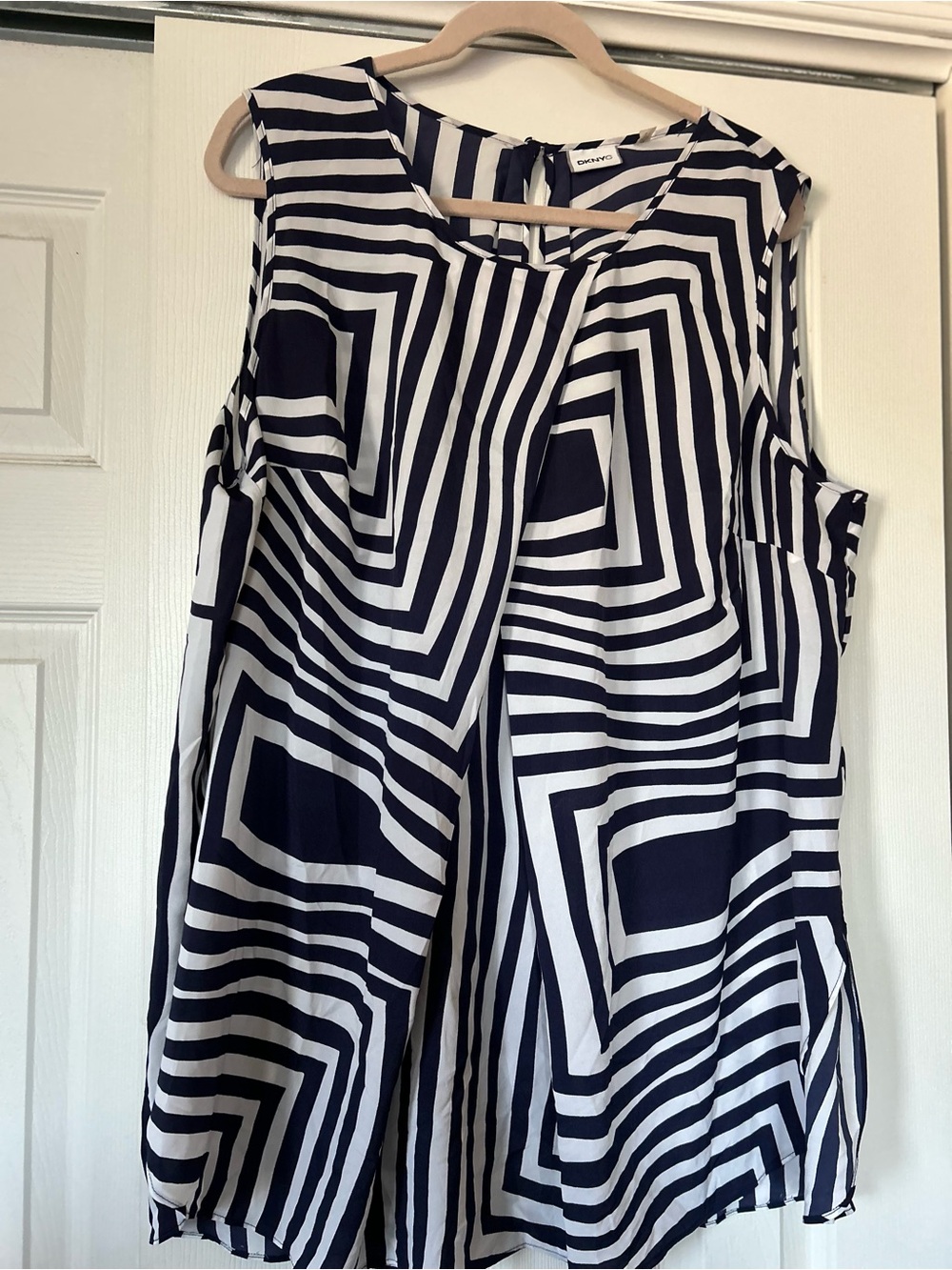 DKNY Sleeveless Navy and White Geometric Blouse